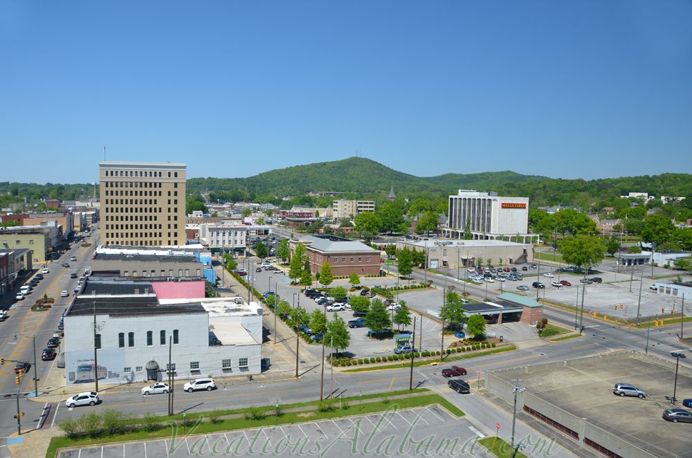 Unveiling Opportunities: Free Scholarship Fair in Anniston, AL!